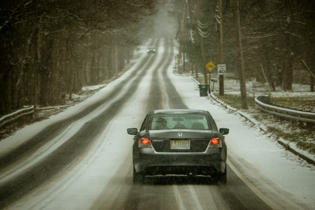 Photo car winter maintenance